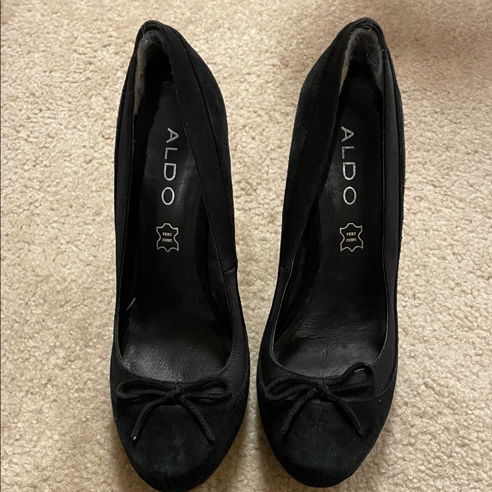 Aldo Black Heeled Pumps with Bow Detail